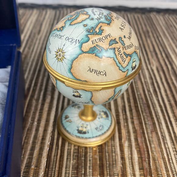 Halcyon Days Enamels Pedestal World Terrestrial Globe Miniture Desk Clock - Picture 3 of 13